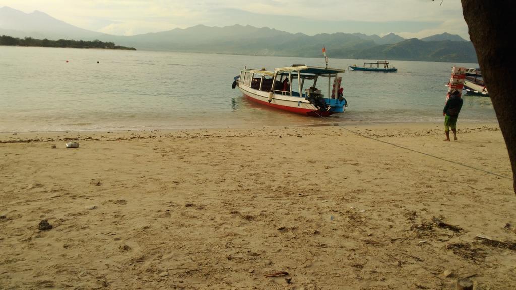 Lima Bintang Hotel Gili Trawangan Bagian luar foto