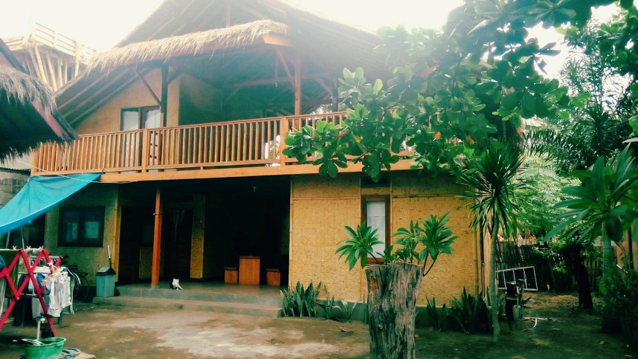 Lima Bintang Hotel Gili Trawangan Bagian luar foto